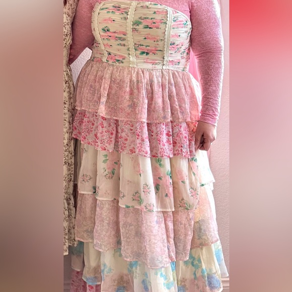 JessaKae Dresses & Skirts - JessaKae Floral Strapless Dress
